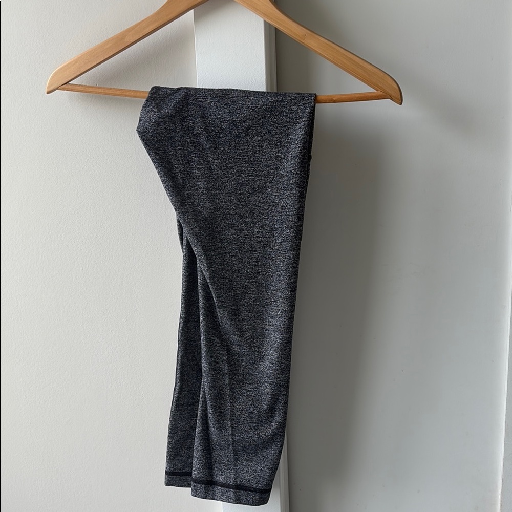 lululemon wunder under grey crop leggings